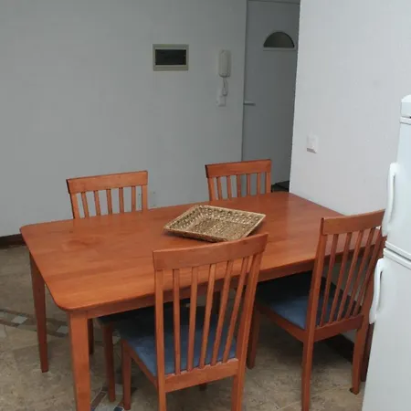 Apartment By The Sea - 4248 *